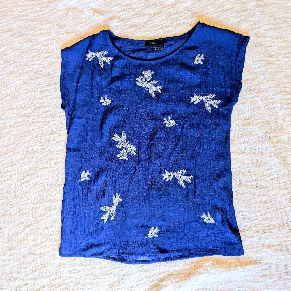 THML Cap Sleeve Blue Top with White Lace Applique